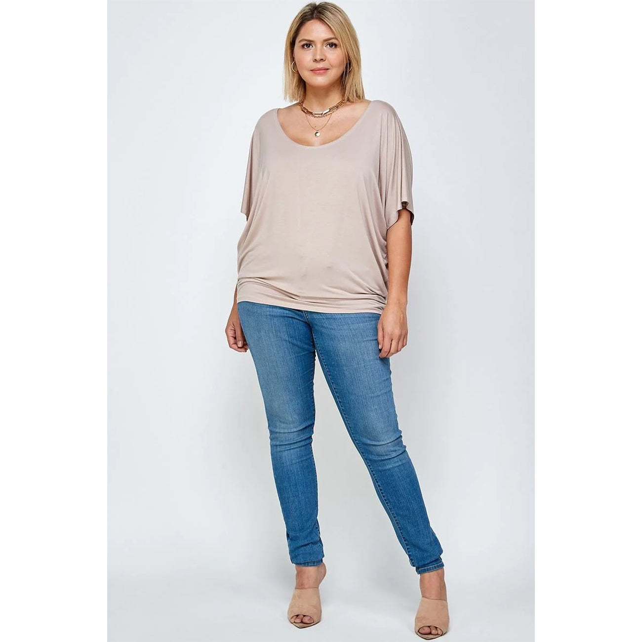 Solid Knit Women's Top With A Flowy Silhouette