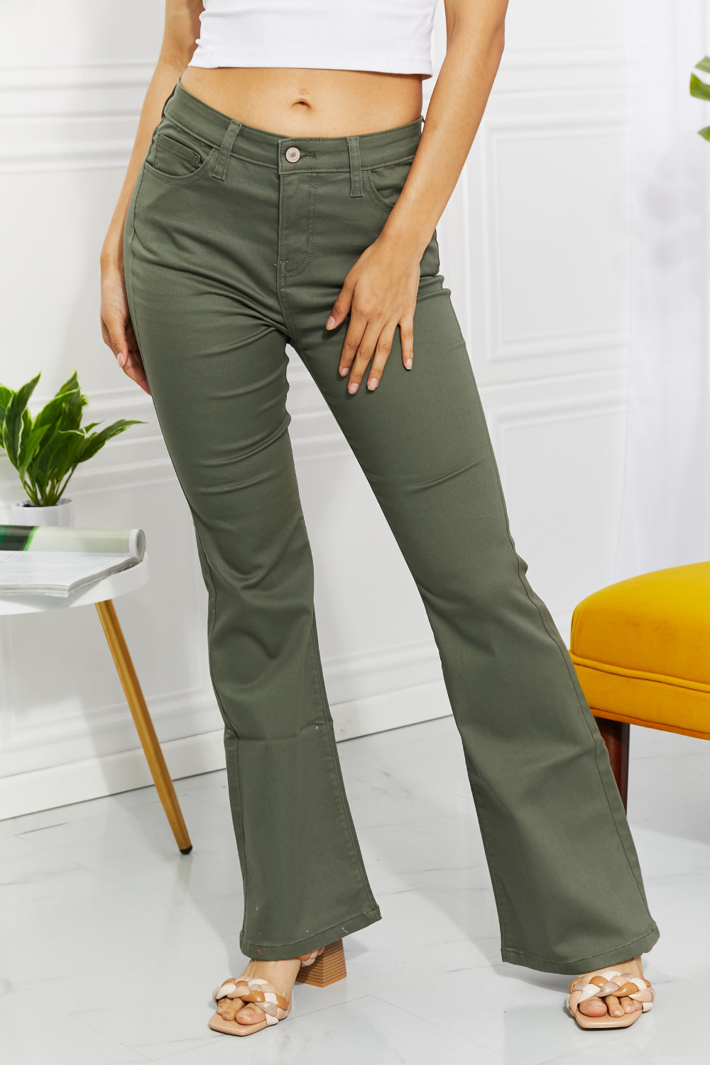Zenana Clementine Full Size High-Rise Bootcut Jeans