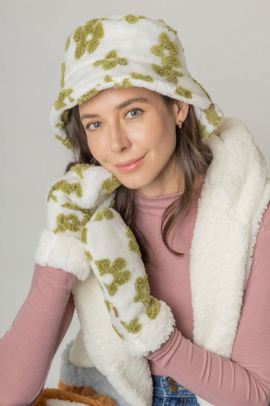 Winter Flower Pattern Sherpa Bucket Hat