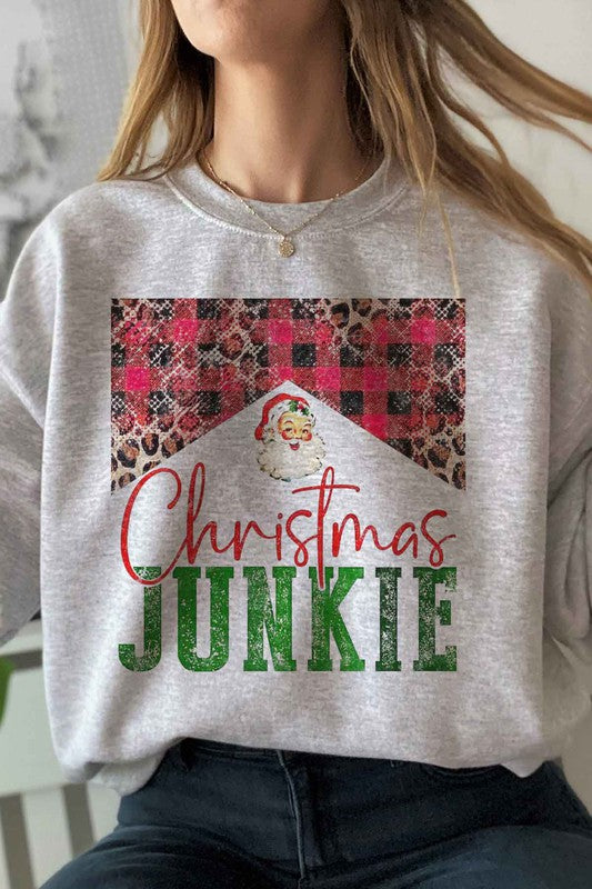 Christmas Junkie Graphic Plus Size SweatshirtChristmas Junkie Graphic Plus Size Sweatshirt