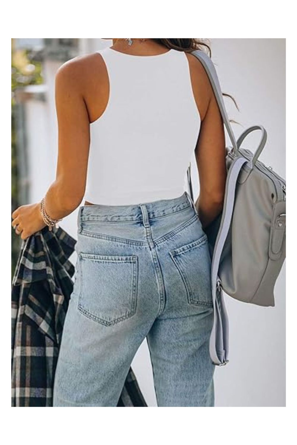 Trendy Women's Sleeveless Halter Neck Double-Lined Crop Top
