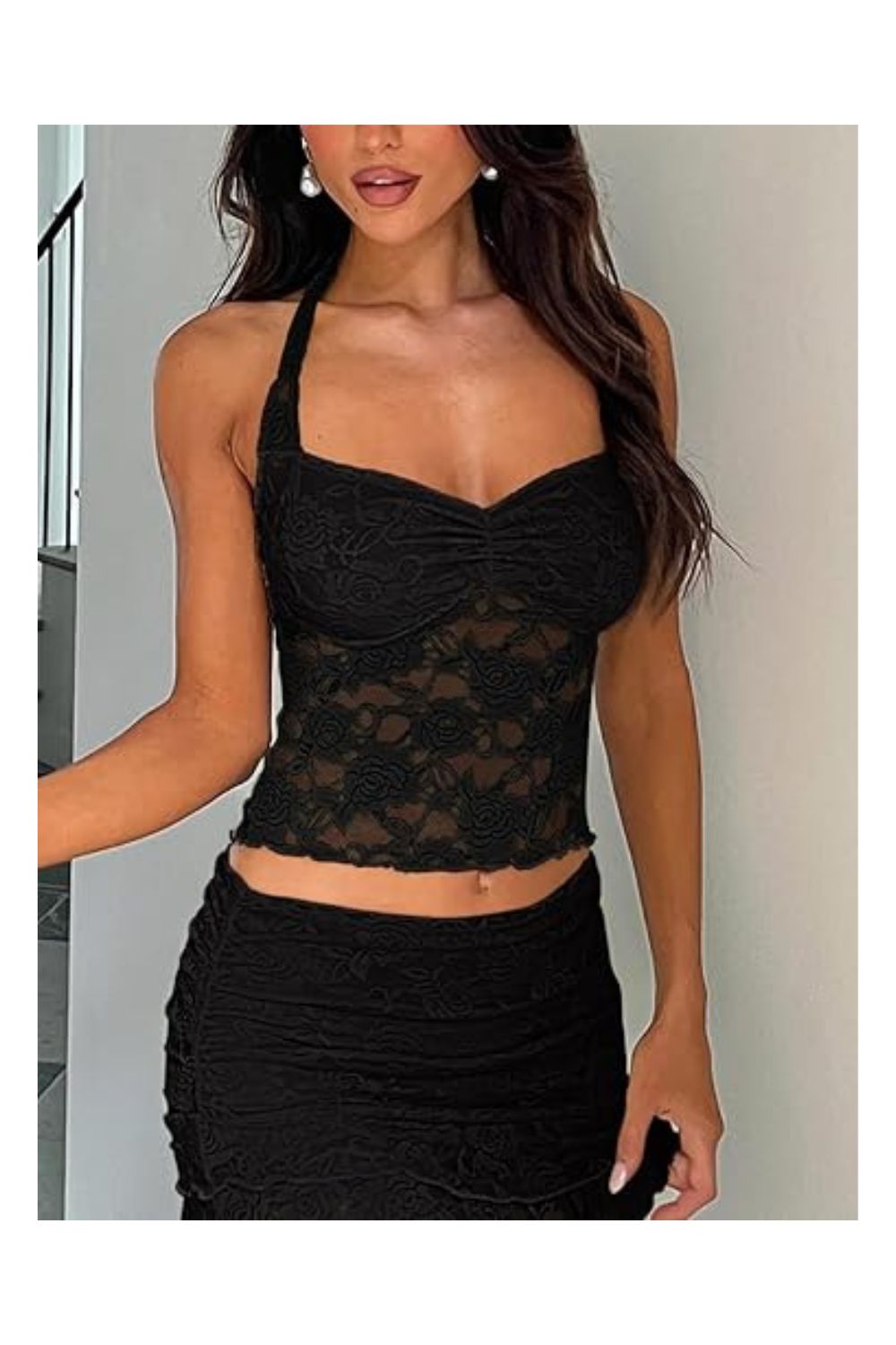 Trendy Women's Lace Halter Y2K Sexy Crop Top