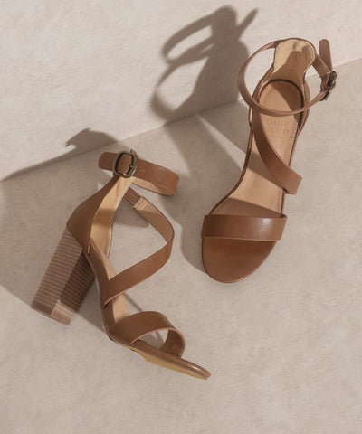 OASIS SOCIETY Kimberly Strappy Sandal Heel