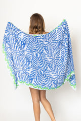 Solid Leaves Print Scarf