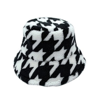 Houndstooth Patterned Sherpa Bucket Hat