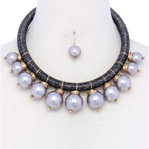 Pearl Metallic Thread Necklace & Earring Set