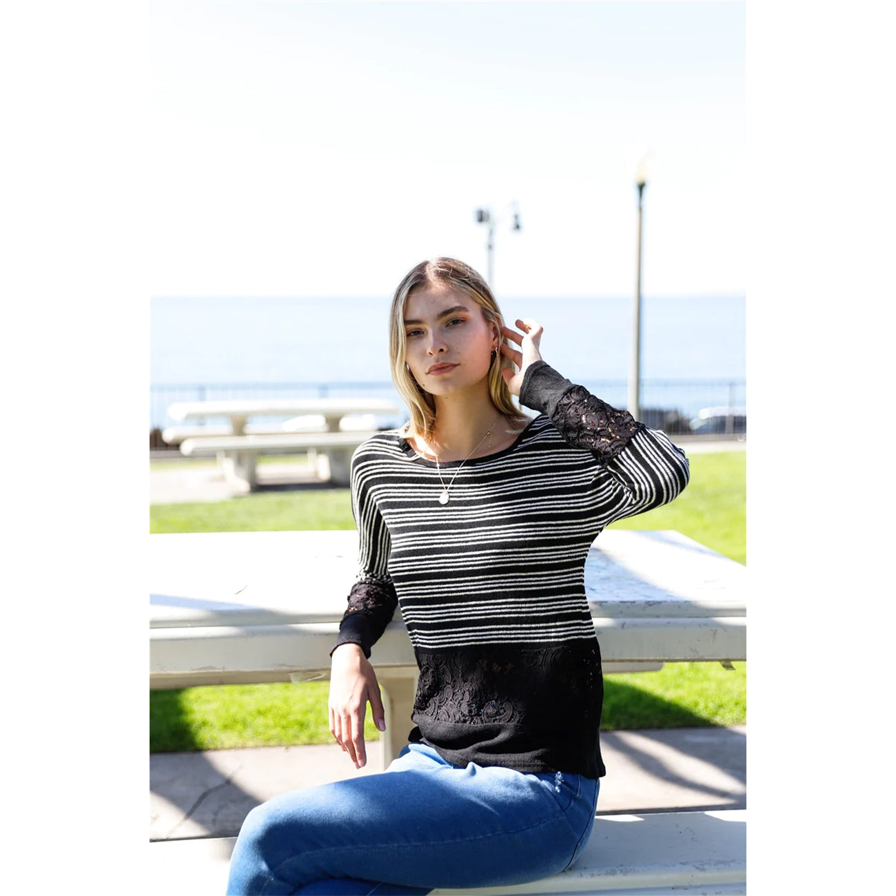 Striped Glitter Long Sleeve Women's Sweater - Black