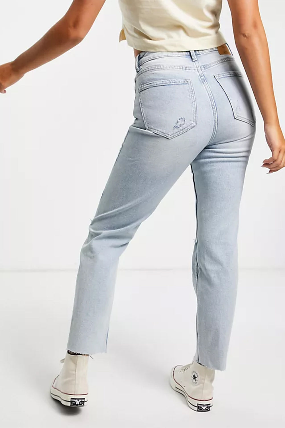Stradivarius cropped cotton slim mom jeans with stretch and rip in light blue