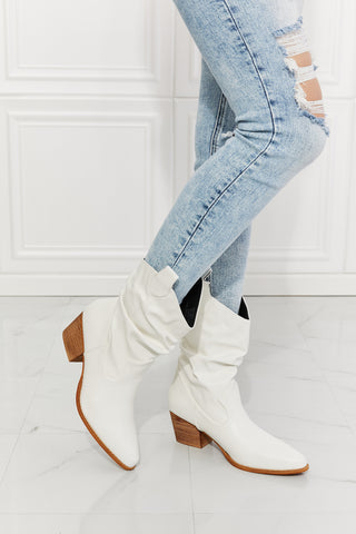 MMShoes Better in Texas Scrunch Cowboy Boots in White